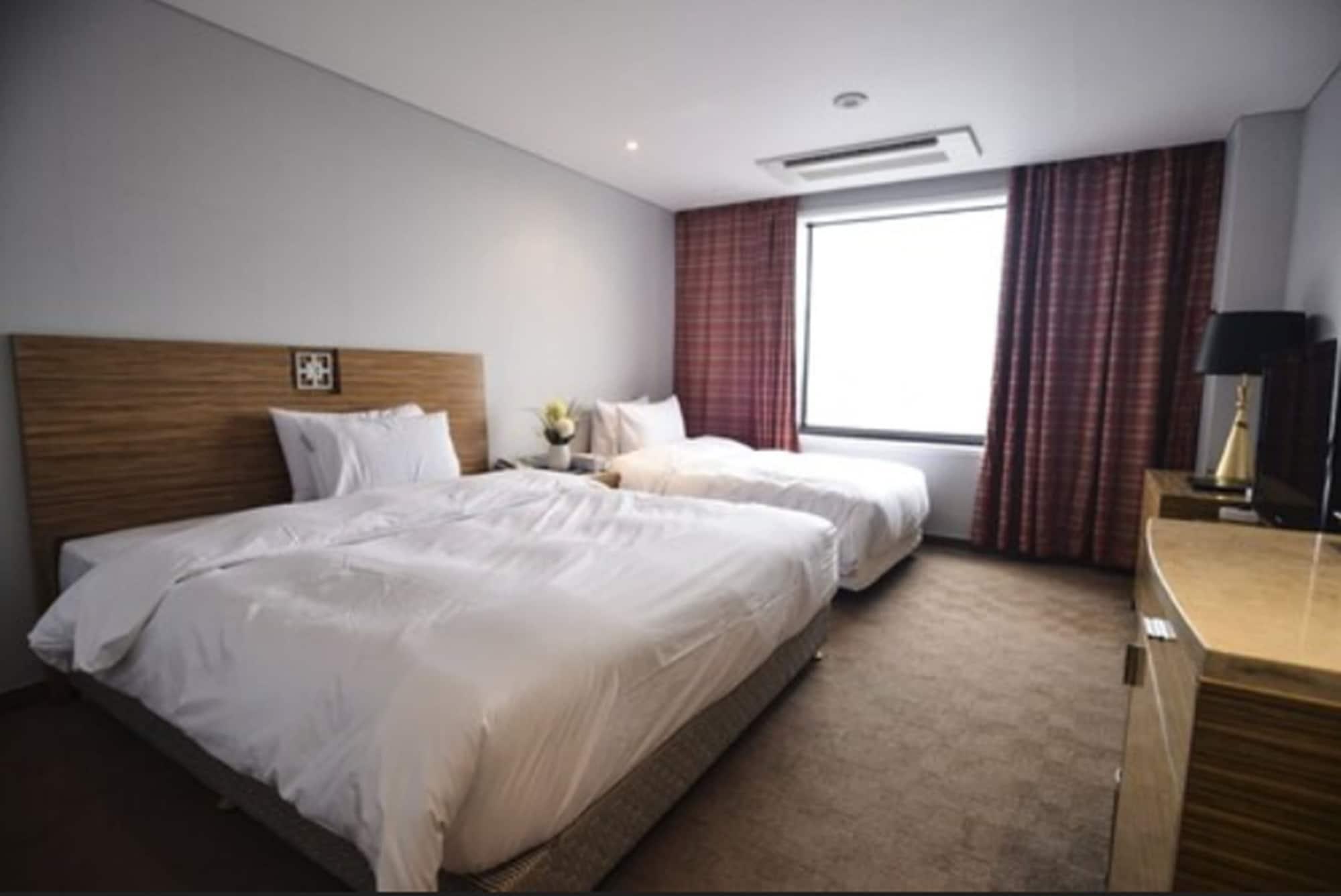 Philos Hotel Pohang Ngoại thất bức ảnh